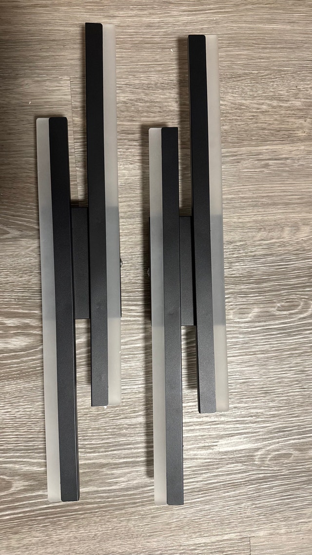 NEW - 16W LED Wall Light Bar (Each: 37, Both: 70) - photo 2