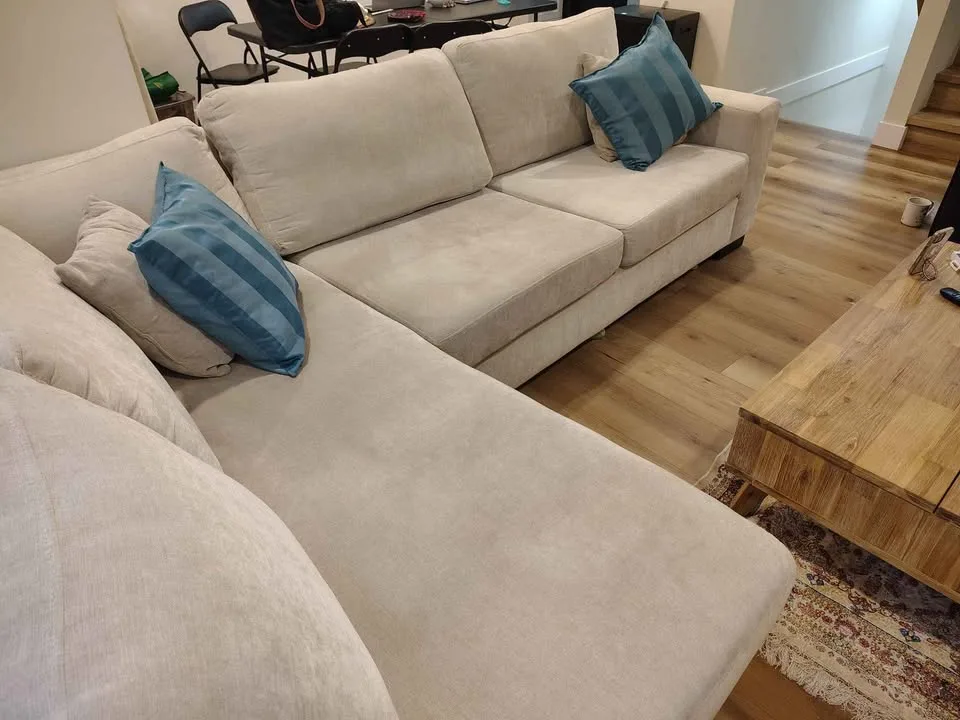 Moving Sale: Gorgeous cream sectional image indicator(3)