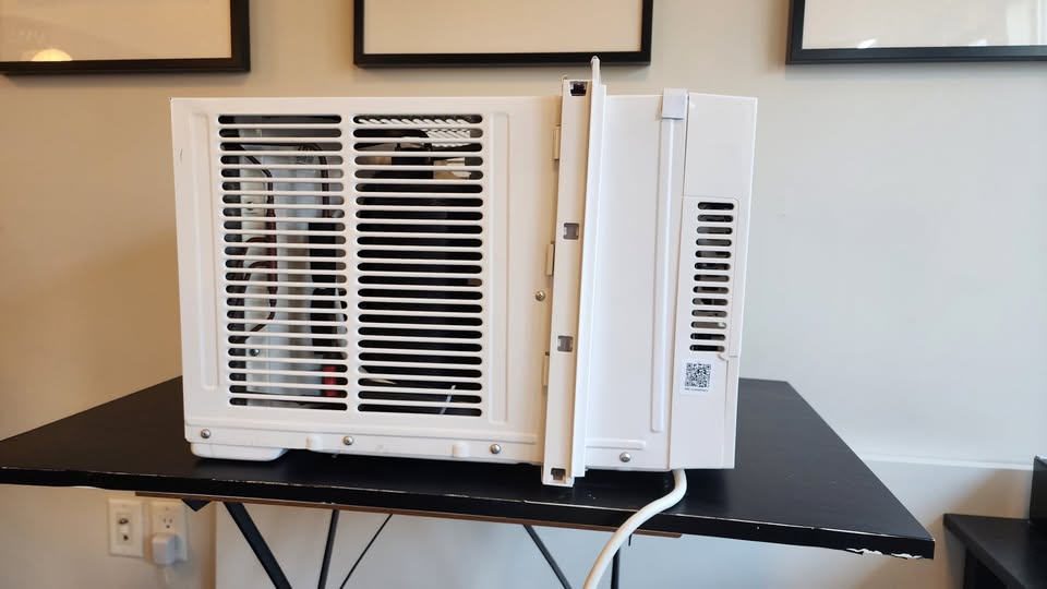 Air Conditioner Danby 12,000 BTU (Wi‑Fi + Remote) - photo 2