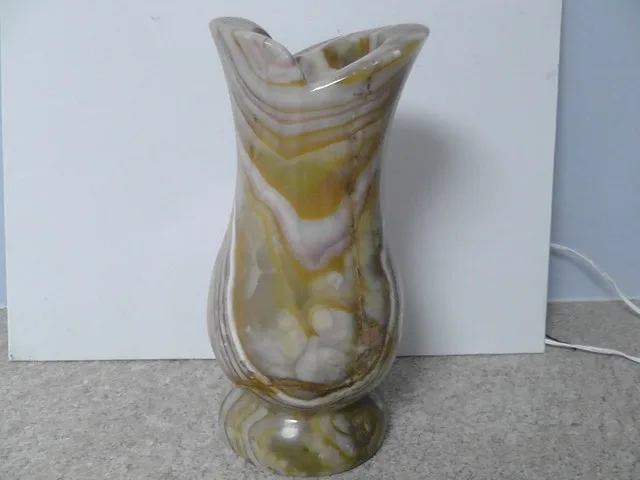 Onyx Marble Vase image indicator(2)