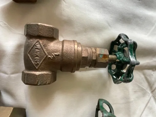 Brass tap faucets image indicator(4)