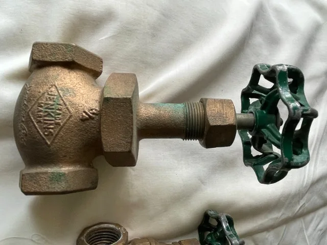 Brass tap faucets image indicator(5)