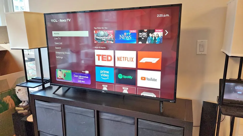 TV TCL 55" 4‑Series 4K UHD Smart LED (Roku 55S425‑CA)