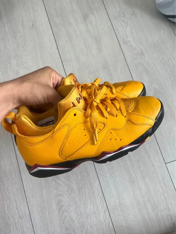Jordan 7 Low “Taxi” Size 9.5 RARE image indicator(9)