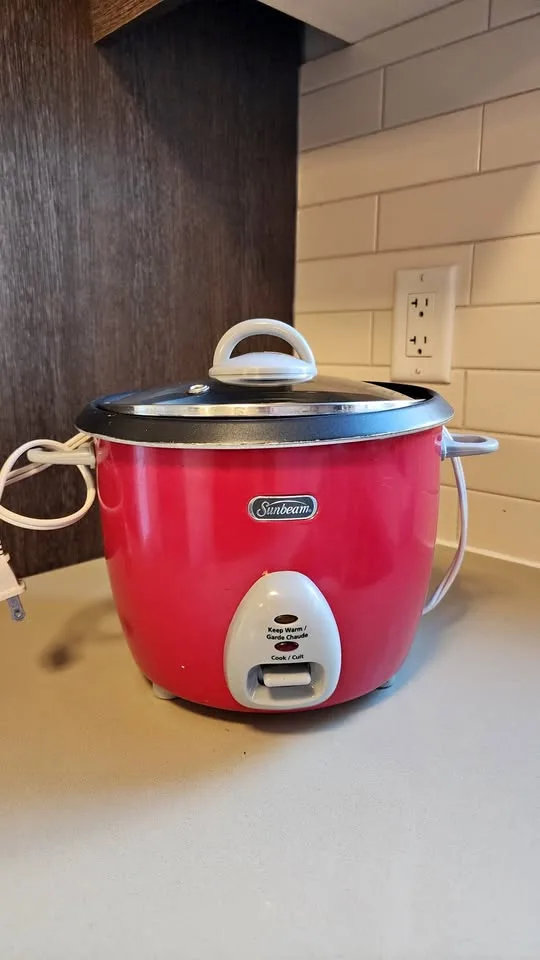 Rice Cooker Sunbeam 6‑Cup (Red)