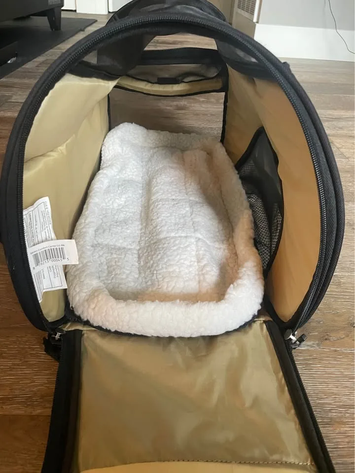 Bergan Pet Carrier for airplane image indicator(2)