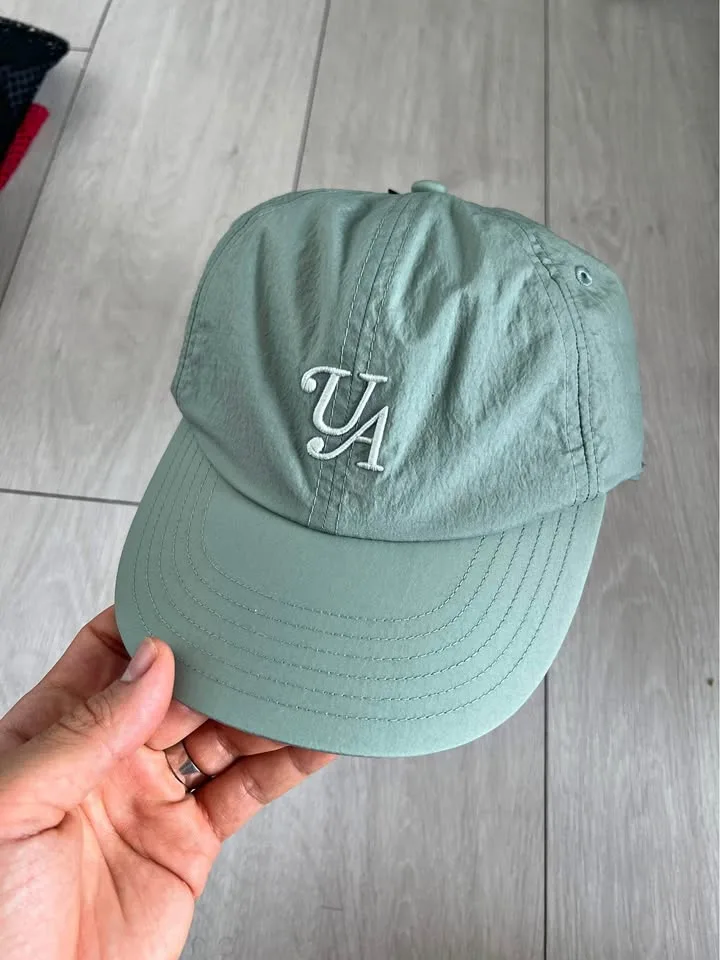 Under Armour Nylon Hat Brand New thumbnail
