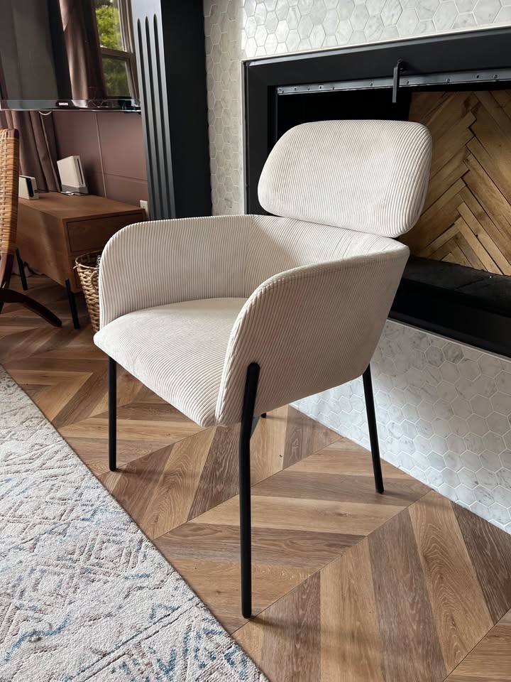 Corduroy Armchair w/ matte black legs - photo 2