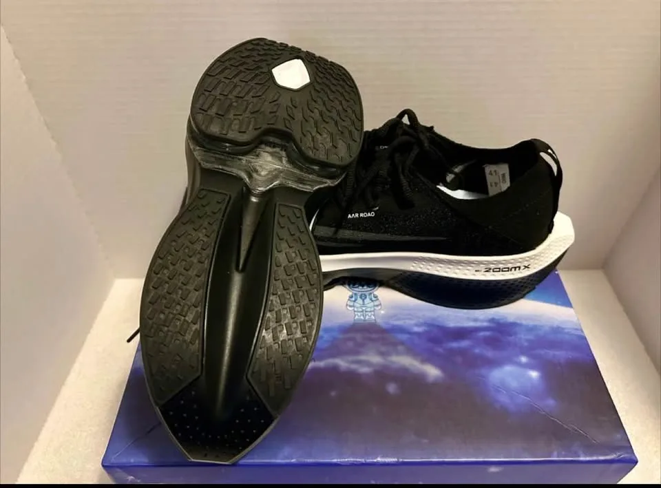 NEW Unisex ZoomX AlphaFly Running Shoes Size 8/9.5 image indicator(6)