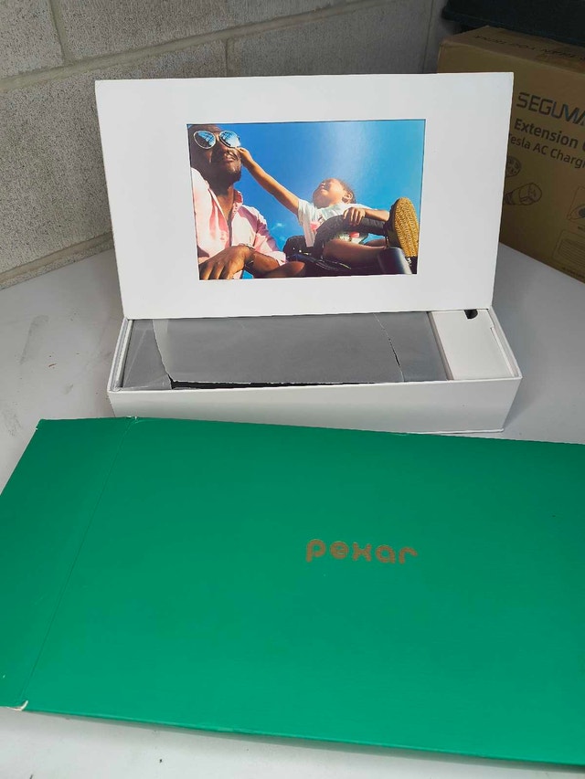 Pexar 11" Wi-Fi Digital Photo Frame – 2K Touchscreen - photo 2