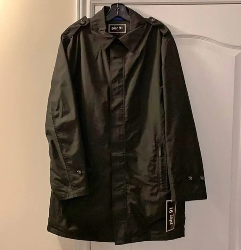 Pier 91 Men’s Rain Coat