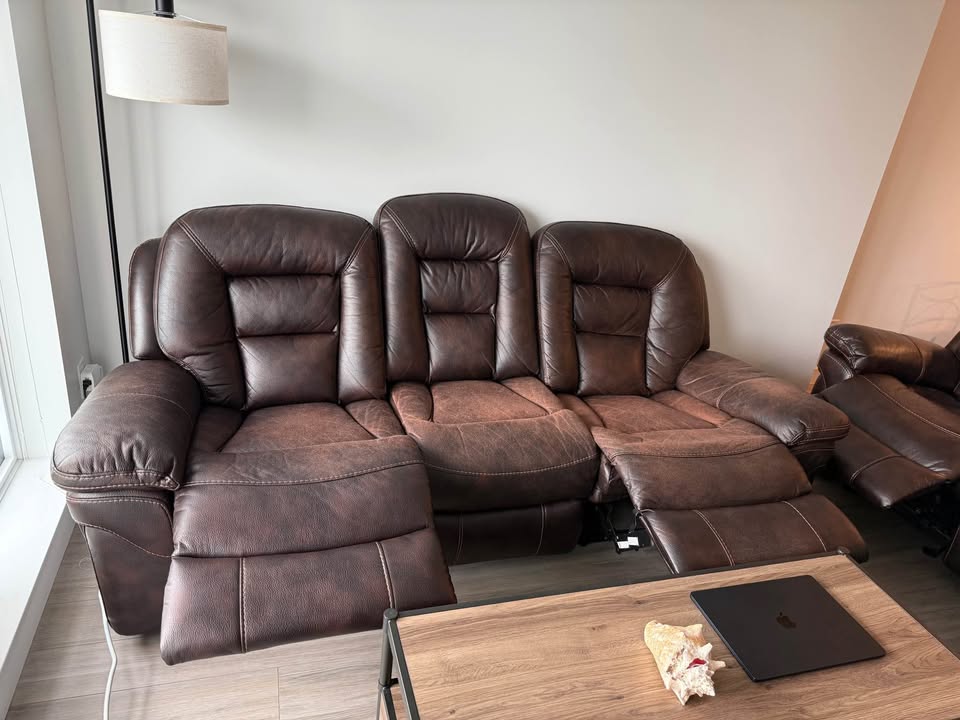 Brown Recliner Sofa - photo 2