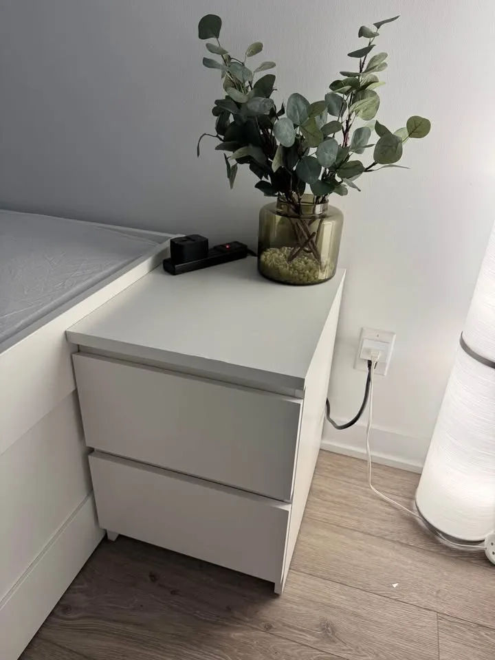 IKEA MALM Drawer Chest / Nightstand – White image indicator(3)