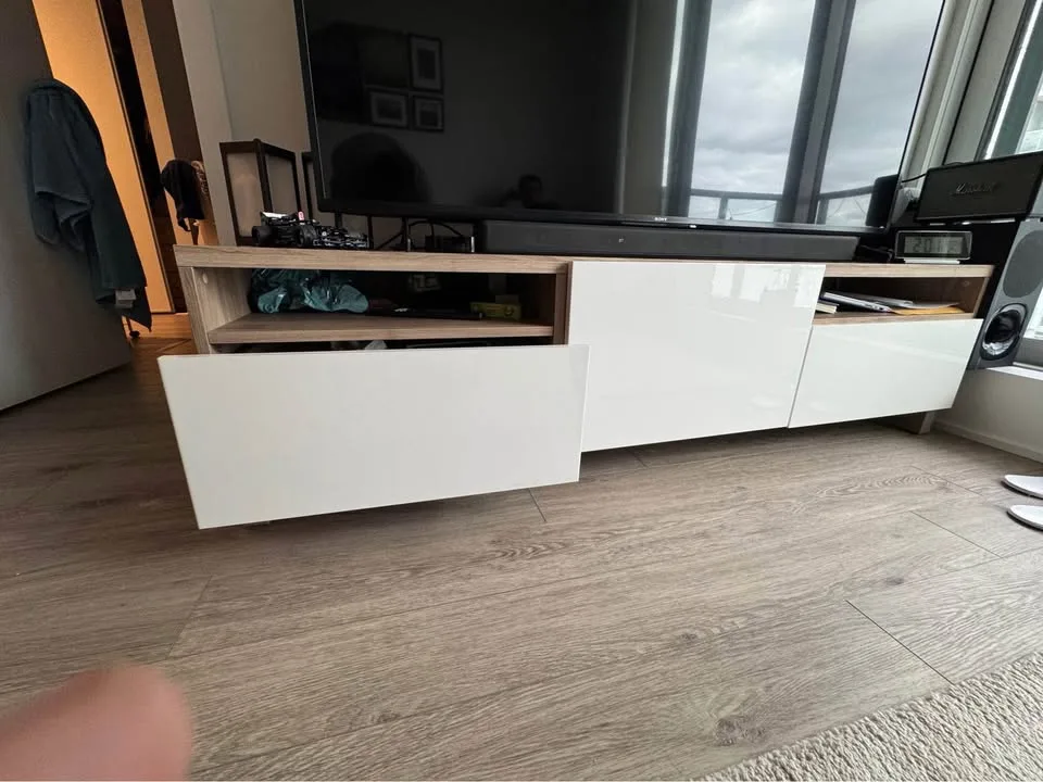 IKEA Besta TV Unit (2 Drawers + Centre Door, with Legs) image indicator(3)