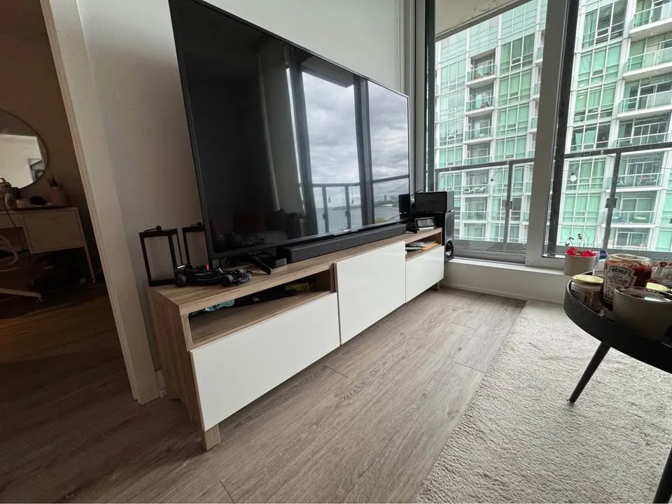 IKEA Besta TV Unit (2 Drawers + Centre Door, with Legs) image indicator(4)