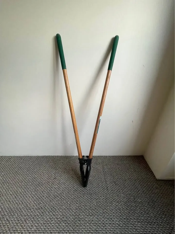 Ames Post Hole Digger – Sturdy & Reliable image indicator(2)