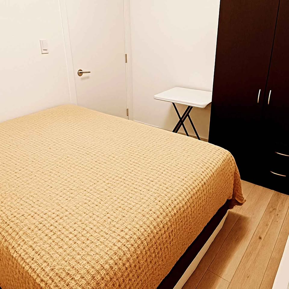 Private room available - photo 2
