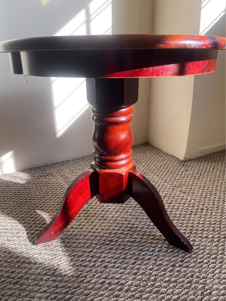 Round Wooden Accent Table – Classic Cherry Finish - photo 3