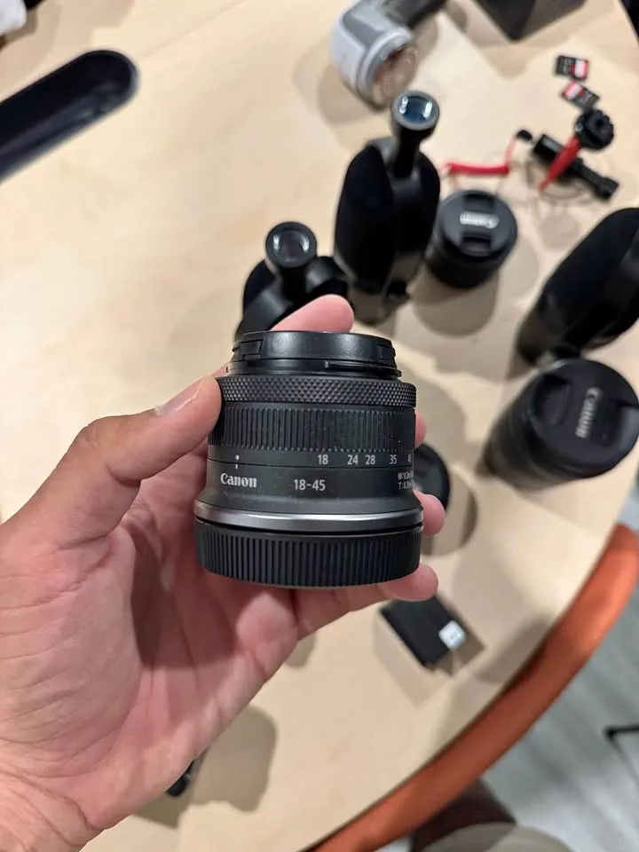 Canon RF-S 18-45mm f/4.5-6.3 IS STM Lens – Mint Condition