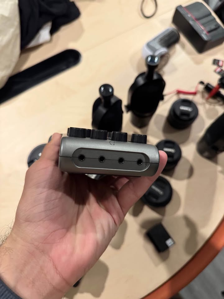 Zoom PodTrak P4 – Podcast Recorder - photo 3