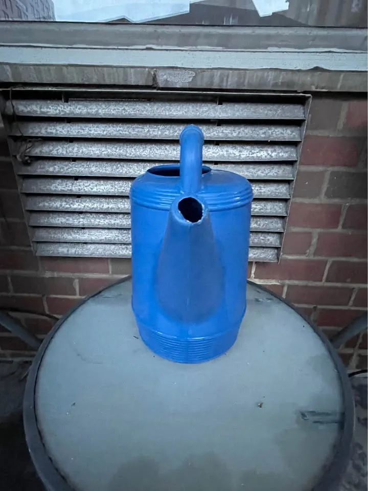 Blue Watering Can image indicator(2)
