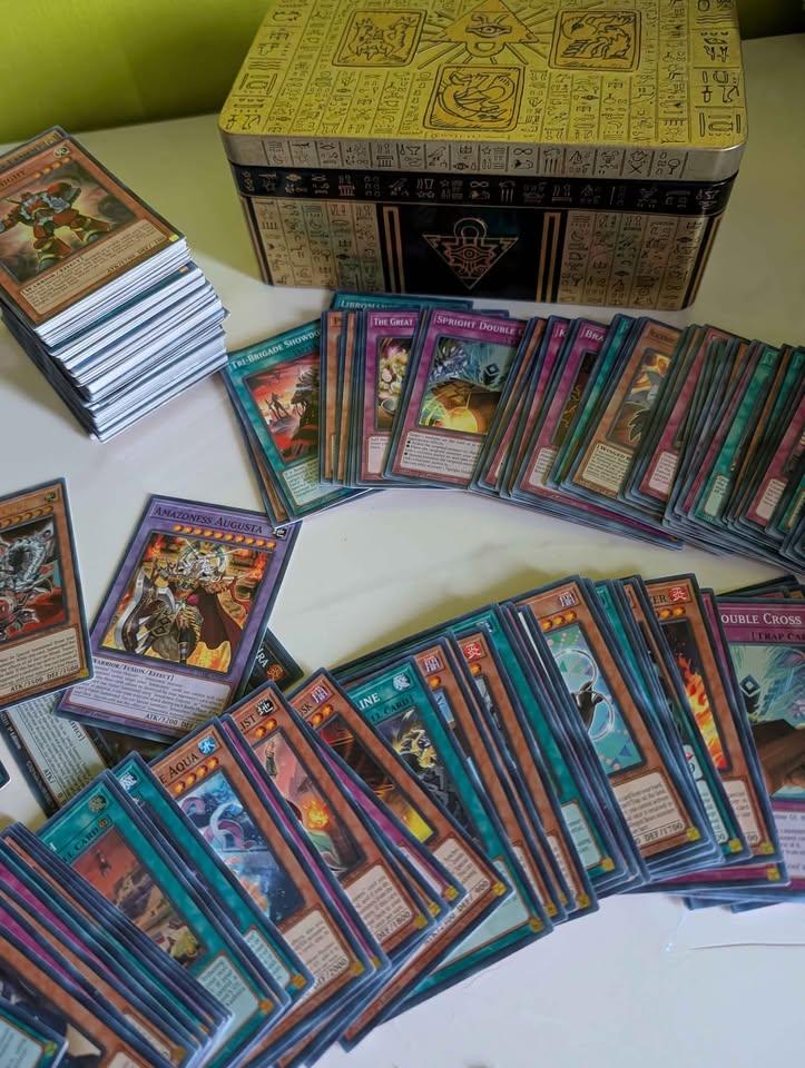 Yu-Gi-Oh Card Lot (Rares, Commons, Holos) - photo 3
