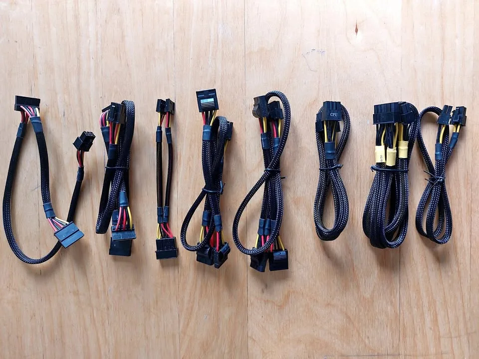 Sleeved Power Cables for Modular PC Power Supply thumbnail
