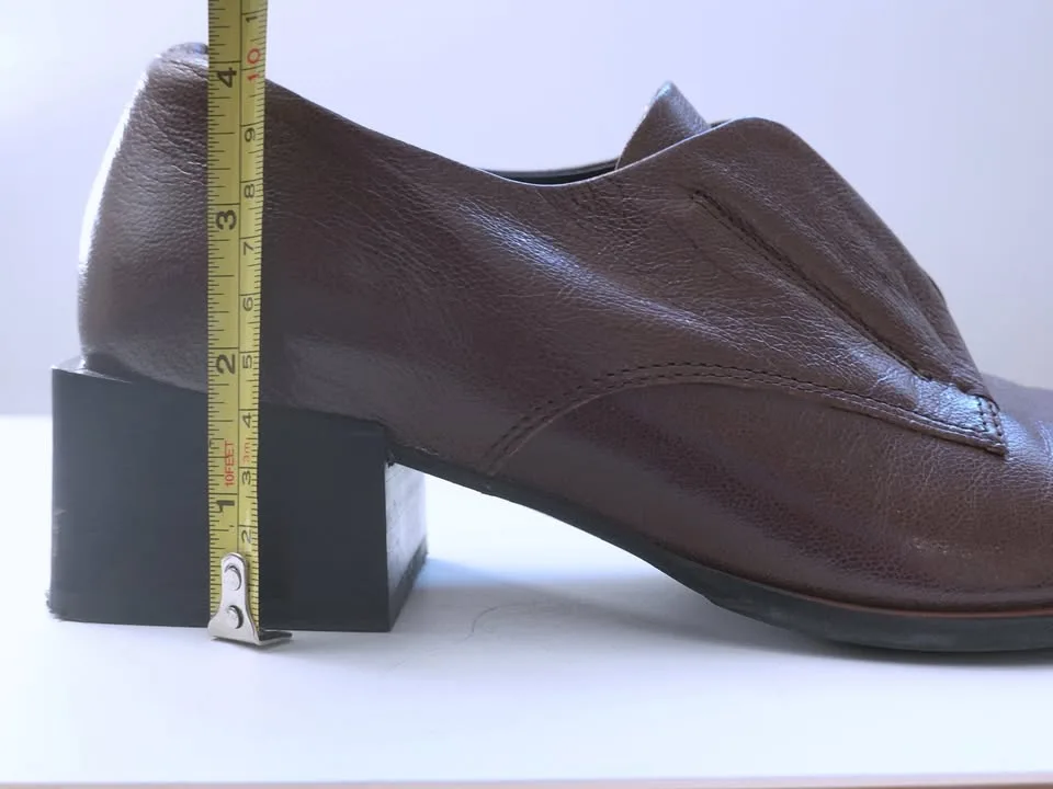 Yuko Imanishi+ Tsubasa Brown Leather Loafers, 1.8” Heel (39 / W8 image indicator(7)