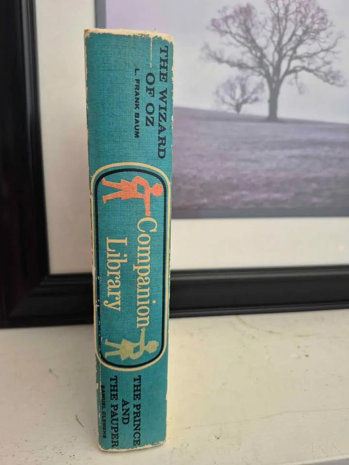 Vintage * The Wizard of OZ + The Prince and the Pauper image indicator(2)