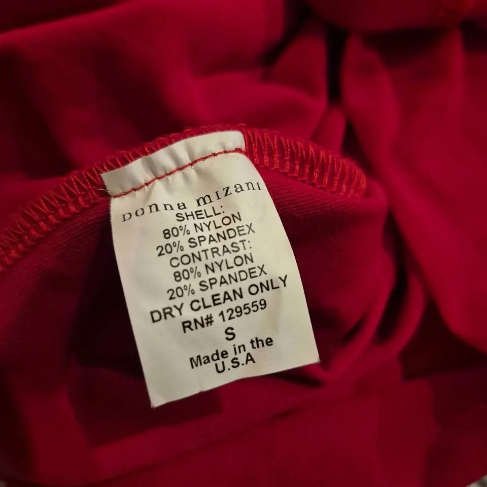 Donna Mizani Red Heart BodyCon Midi Dress image indicator(2)