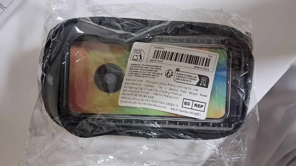 🚴 Waterproof Bike Phone Mount Bag with Touchscreen Cover image indicator(2)