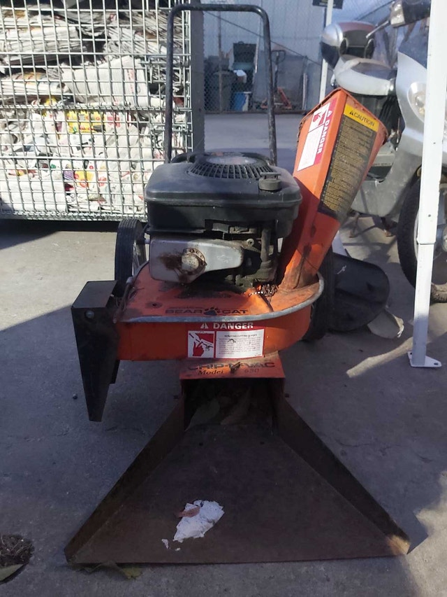 Bear Cat Chipper Vac Model 650