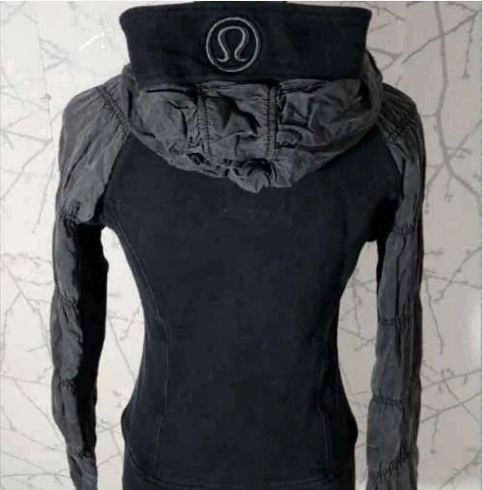 LULULEMON Tank & Scuba Hoodie Size 4 & 10 image indicator(10)