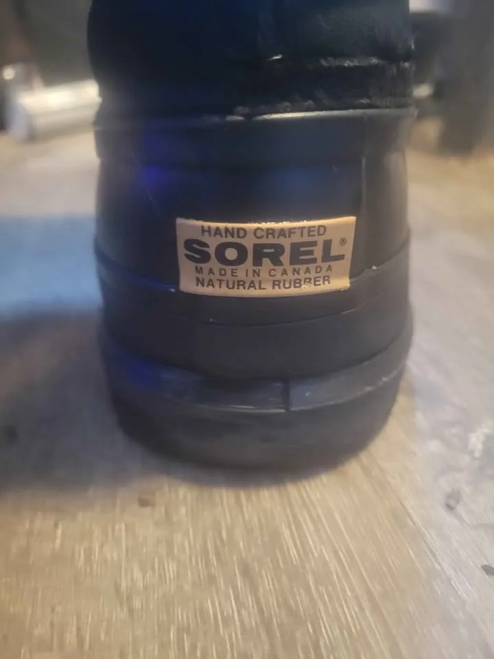 Men's Sorel Heavy Duty Size 12 Winter Snow Boots image indicator(4)