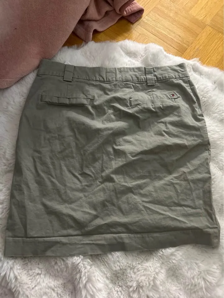 Tommy Hilfiger Army green skirt image indicator(3)