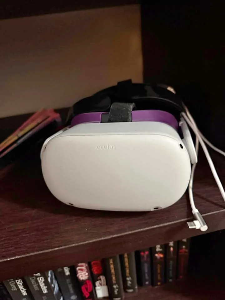 Oculus meta quest 2 thumbnail