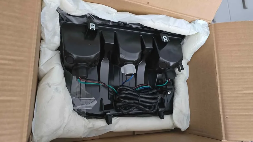 Chevy Silverado & GMC Sierra Taillights image indicator(5)