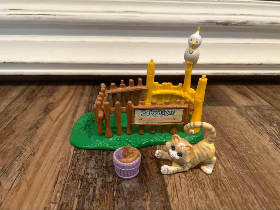 Vintage Littlest Pet Shop Zoo Baby Tiger