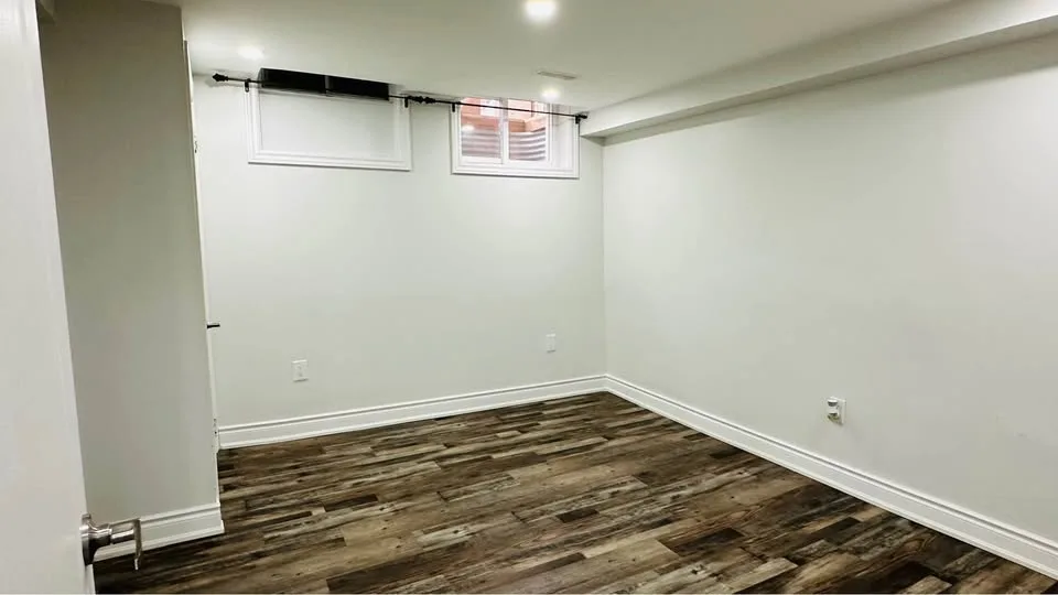 1 bed 1 bathroom – Townhouse image indicator(8)