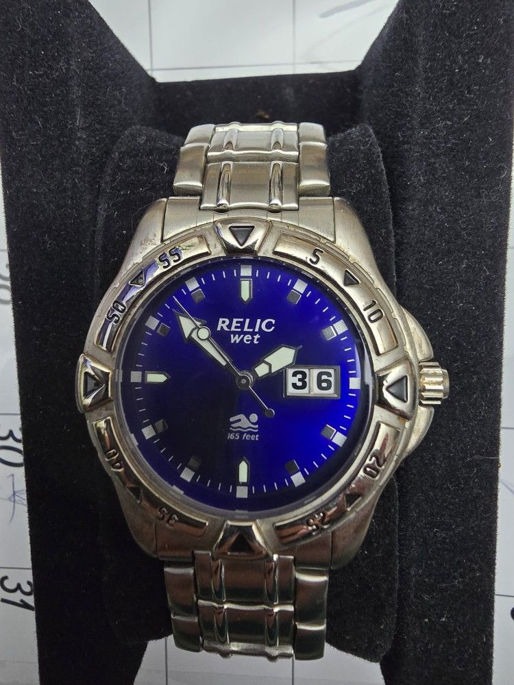 Relic Wet Watch Mens Blue Dial Day Date ZR11538 NIB