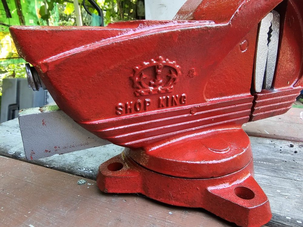 4 In. Heavy-Duty Bench Vise - photo 3