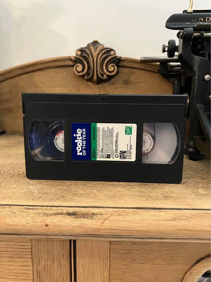 Rookie of the Year VHS - photo 2