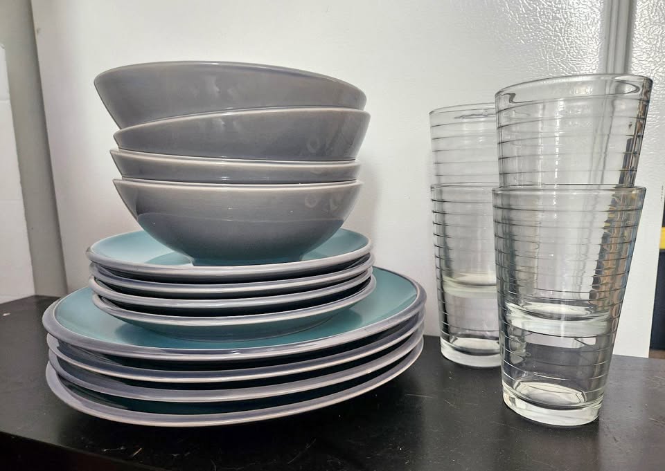 2 Matching HomeTrends Stoneware Dish Sets – Full & Partial