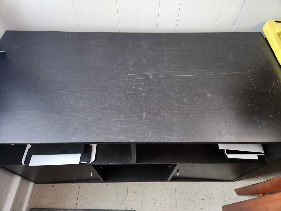 Sturdy TV Stand / Storage Unit – Heavy, Solid - photo 2