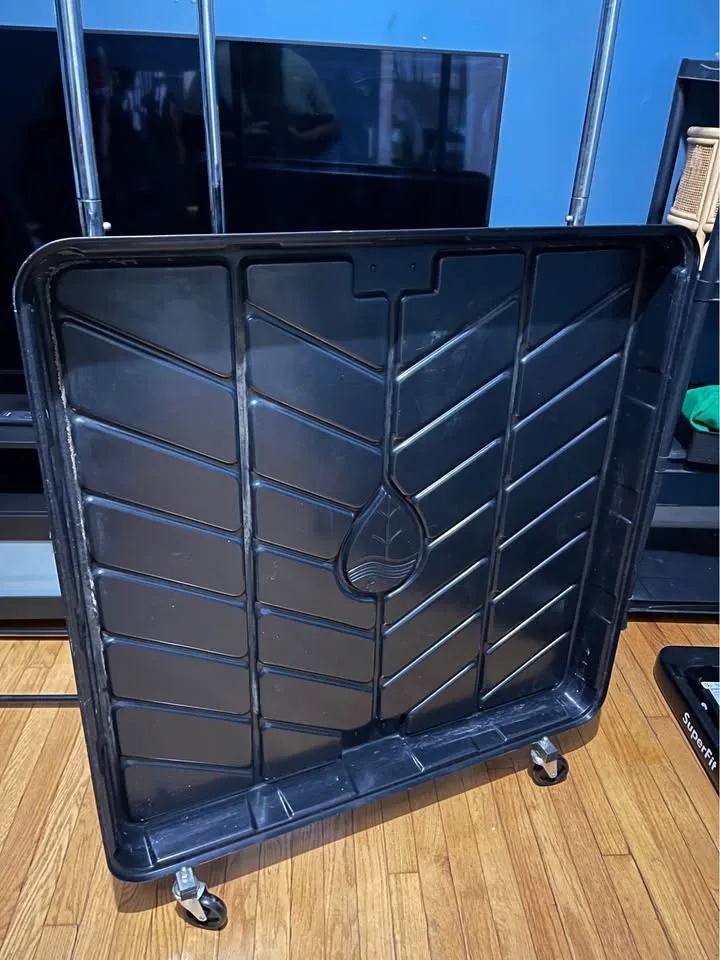 Botanicare 3x3 Low Tide Tray - Black (2 Available) image indicator(3)