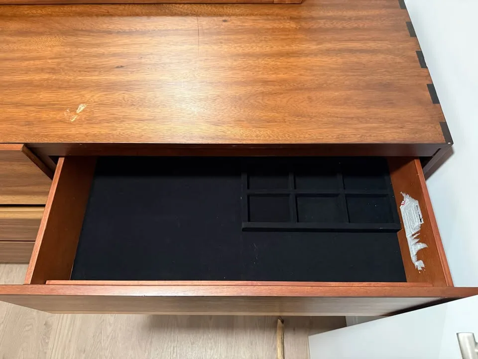 6 Drawer Dresser with Large Mirror - Coaster Furniture image indicator(3)