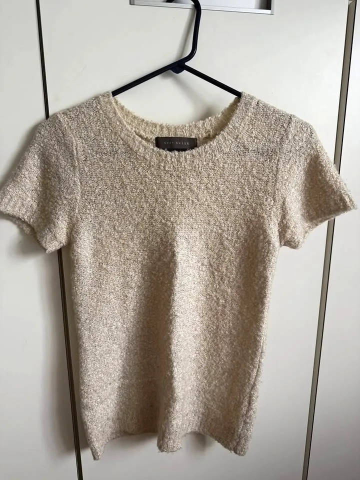 Suzy Shear Size S fluffy white sweater thumbnail