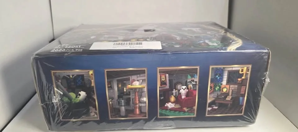 Wizard House Set 2666pcs - Brand New image indicator(3)