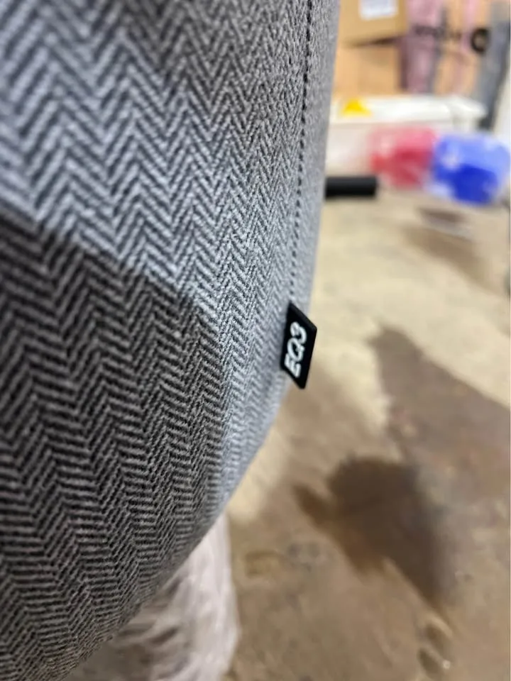 Brand new EQ3 armchair image indicator(4)