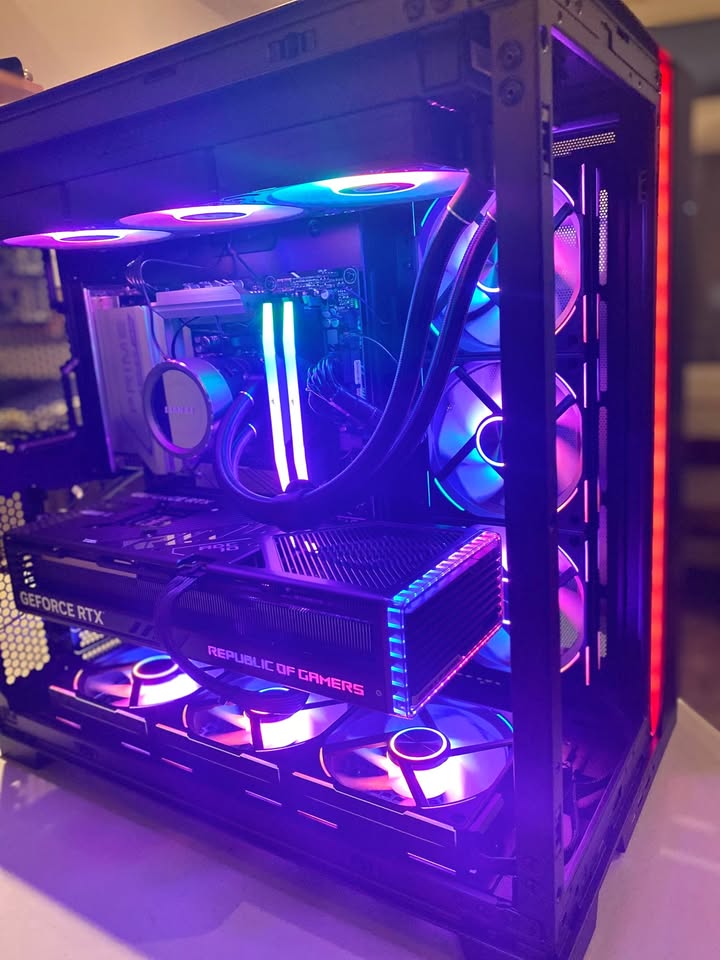 Experienced Custom PC Builder - CyberForge